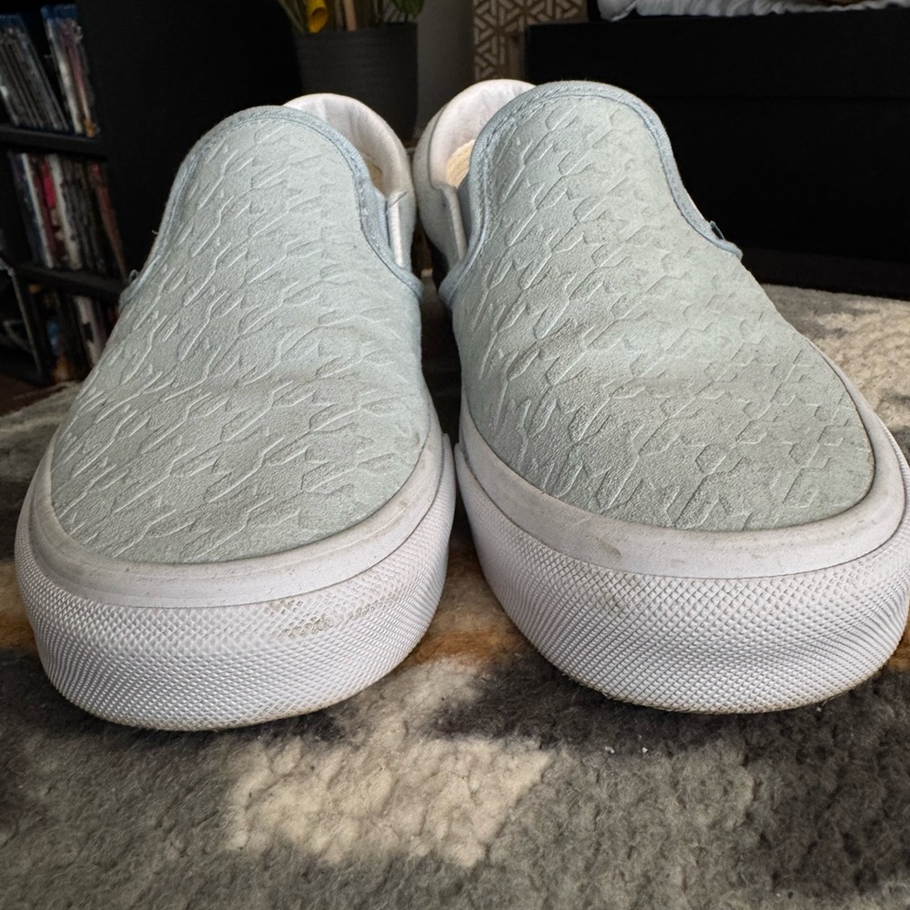 Vans Classic Slip-On Sneakers - Light Blue Houndstooth Suede, Women’s Size 7.5 - Picture 6 of 11